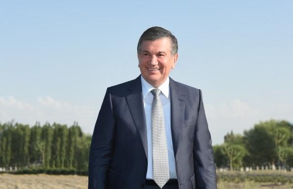 Началась поездка Президента Шавката Мирзиёева в Сырдарьинскую область
