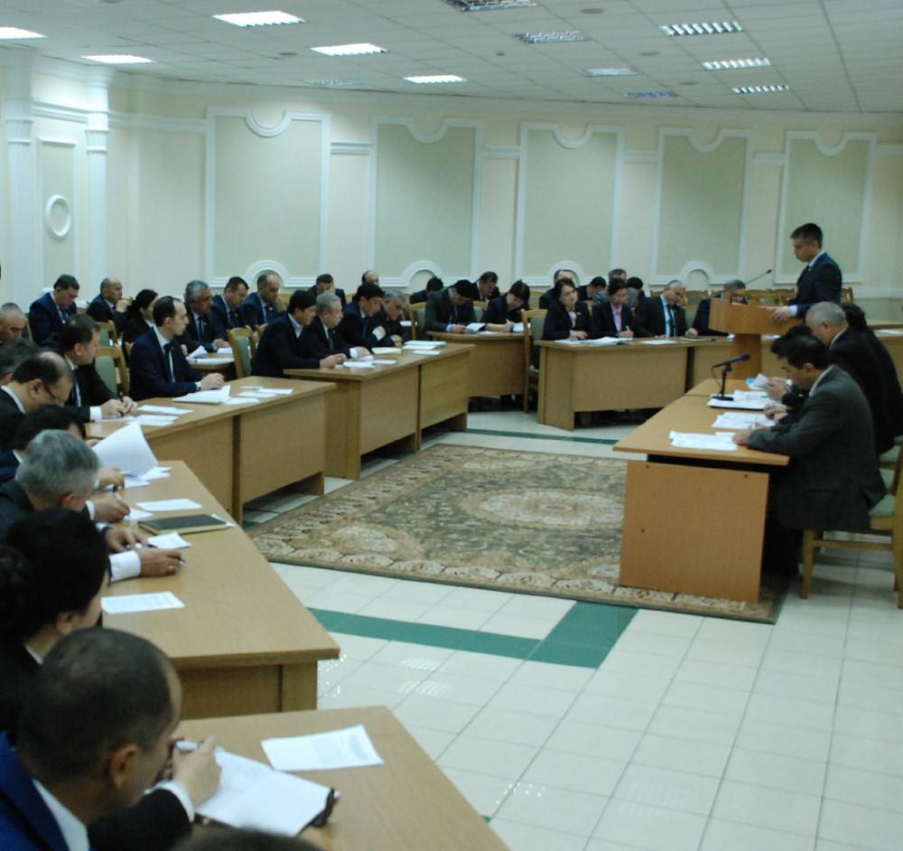 Обсуждены задачи, стоящие перед организациями и депутатскими объединениями УзЛиДеП