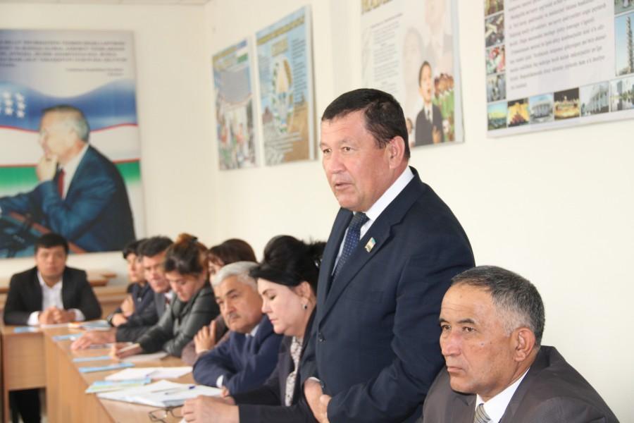 Депутаты от УзЛиДеП в Музрабатском районе удовлетворены отчетом заместителя хокима