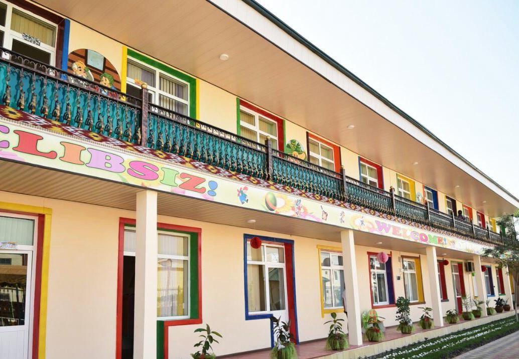 Самаркандские депутаты удовлетворены отчетом заведующего отделом дошкольного образования 