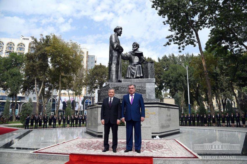 В Душанбе открыты памятники Алишеру Навои и Абдурахману Джами (+фото)