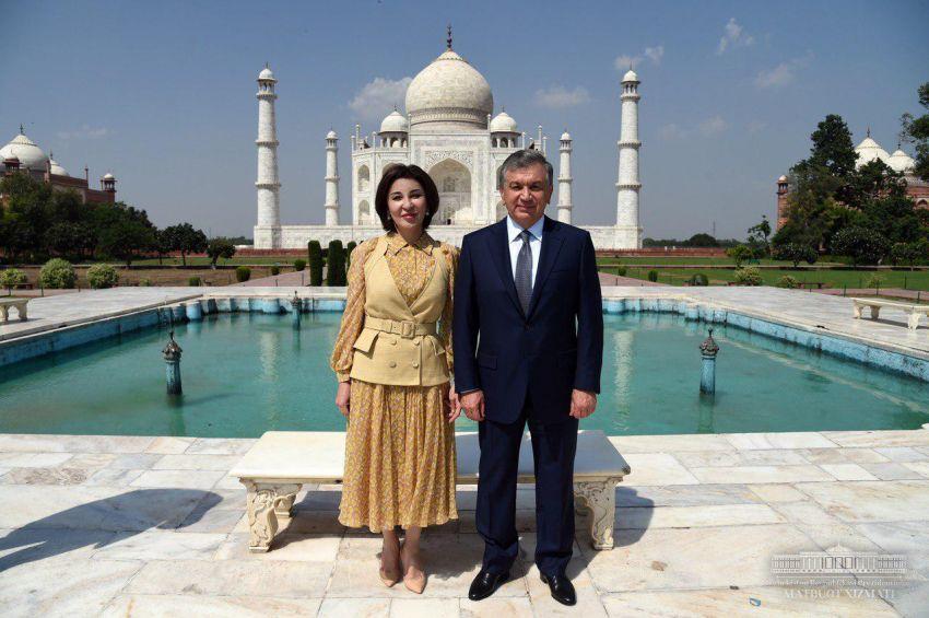 Шавкат Мирзиёев с супругой посетили комплекс Тадж-Махал в Агре (фото)