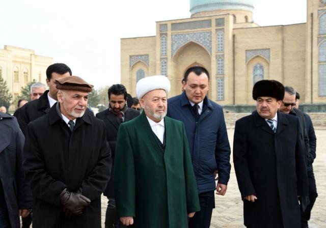 Президент Афганистана посетил комплекс Хазрати Имама в Ташкенте