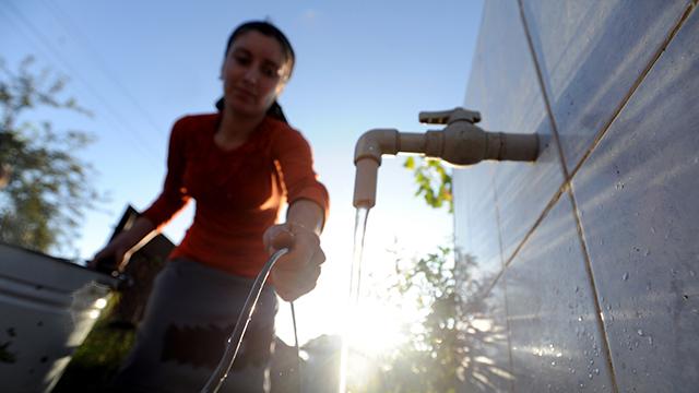 Drinking water in cans instead of compote. Residents of Khatirchi district’s three villages suffered from water shortages