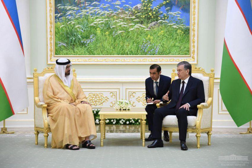 Президент Узбекистана принял делегацию Объединенных Арабских Эмиратов