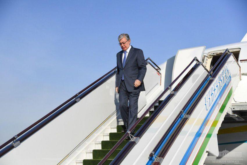 Президент Казахстана прибыл в Ташкент (+ФОТО)