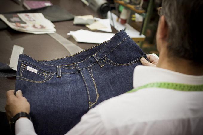 Ежегодная мощность предприятия “Ekvatorial chodak group” –  изготовление 1,5 млн. штук джинсов 