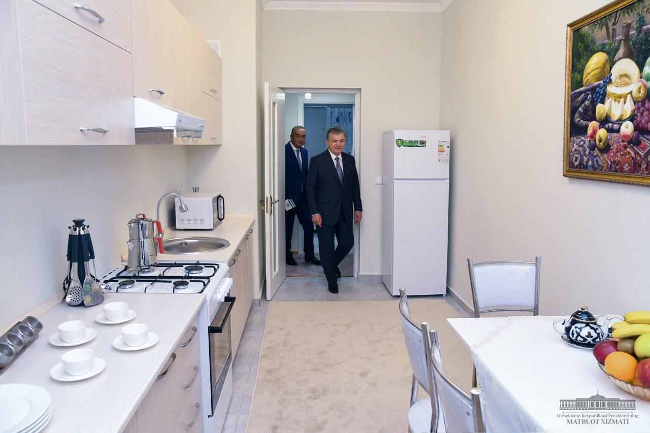 Президент ознакомился с новыми домами на улице Богистон (+ФОТОГАЛЕРЕЯ)