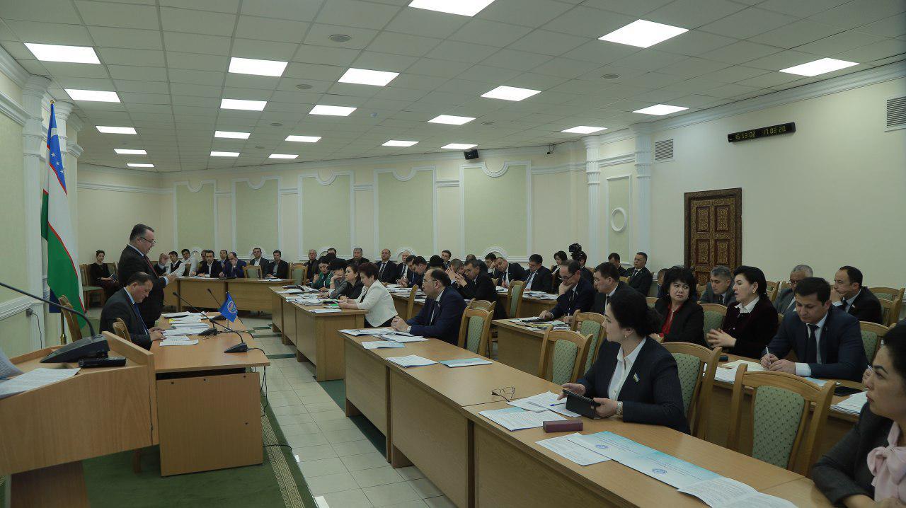 Члены фракции УзЛиДеП  высказали свои позиции  относительно законопроектов