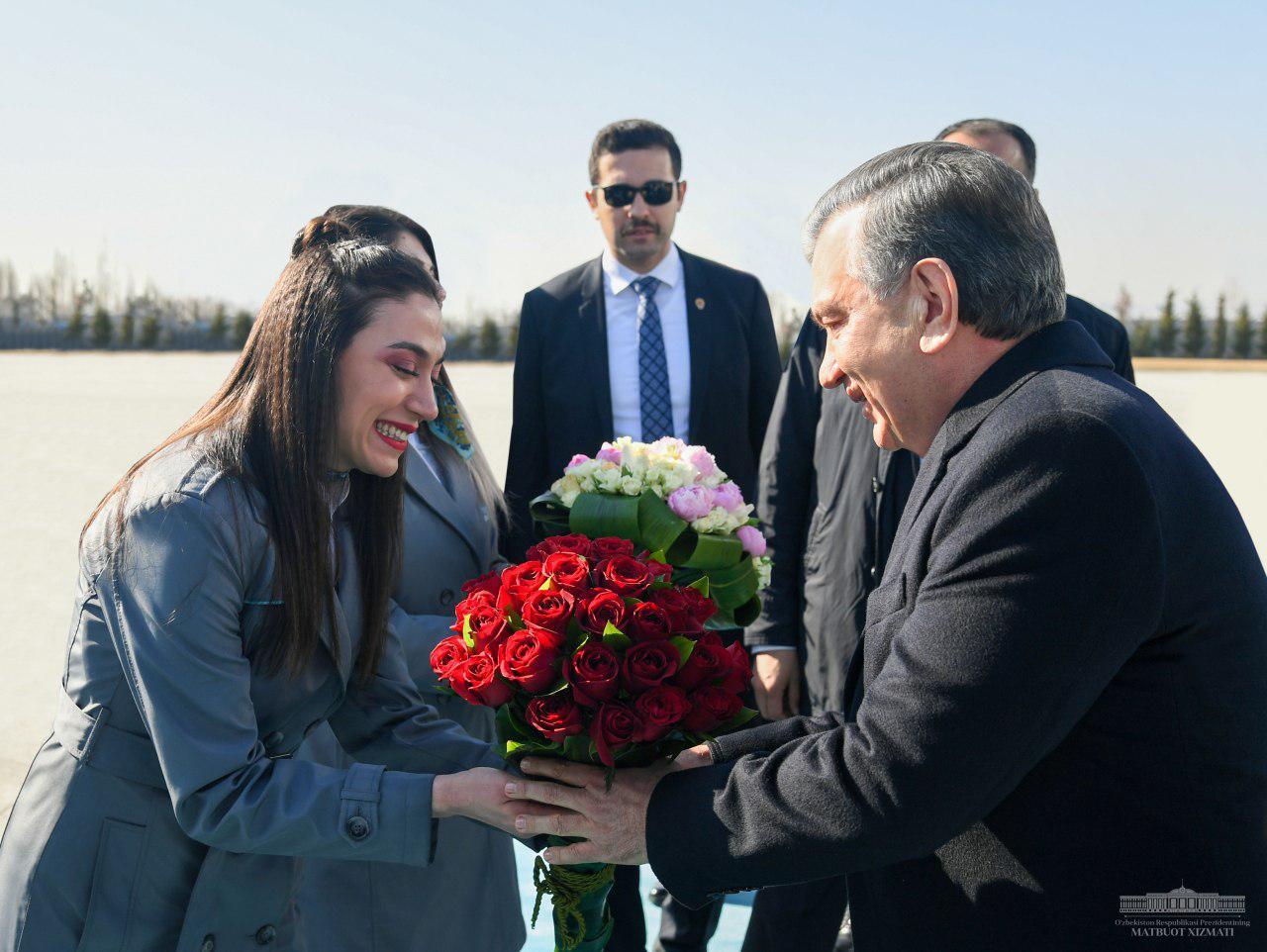 Президент Узбекистана прибыл в Анкару (+фото)