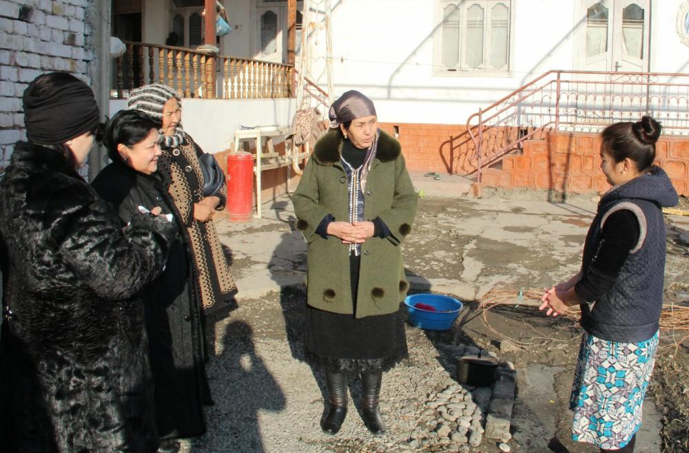 Районный Совет УзЛиДеП оказал содействие обеспечению работой вернувшихся из-за рубежа 8 булакбашинских женщин 