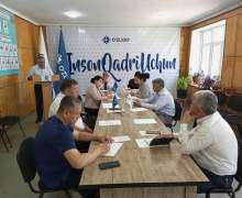 Депутаты заслушали  отчет начальника  жилищно-коммунального  управления Сырдарьинской области