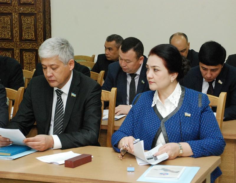 UzLiDeP faction discussed topical issues