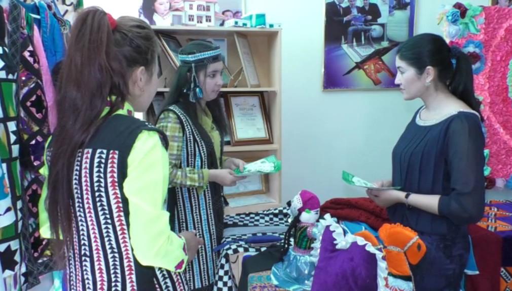 В Нурабадском районном этапе конкурса «Ишбилармон аёл» приняли участие 30 женщин-предпринимателей (видео)