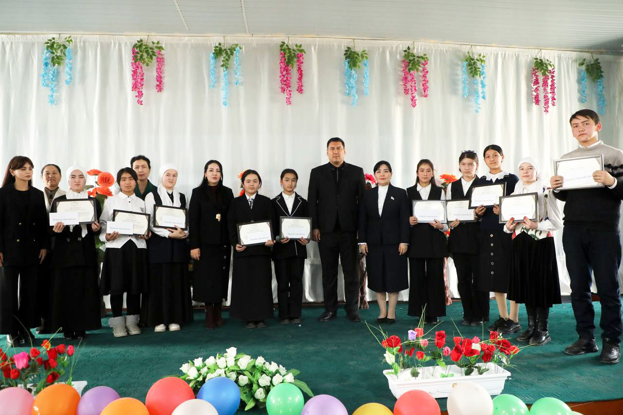 Andijonda O‘zLiDeP deputati tashabbusi bilan maktab o‘quvchilari uchun stipendiya joriy etildi