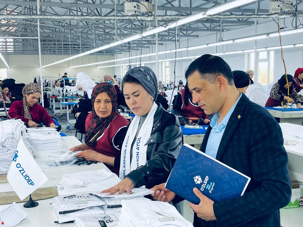 Kichik sexdan yirik korxonaga: Ziyodaxon 100 nafar xotin-qizni band qildi