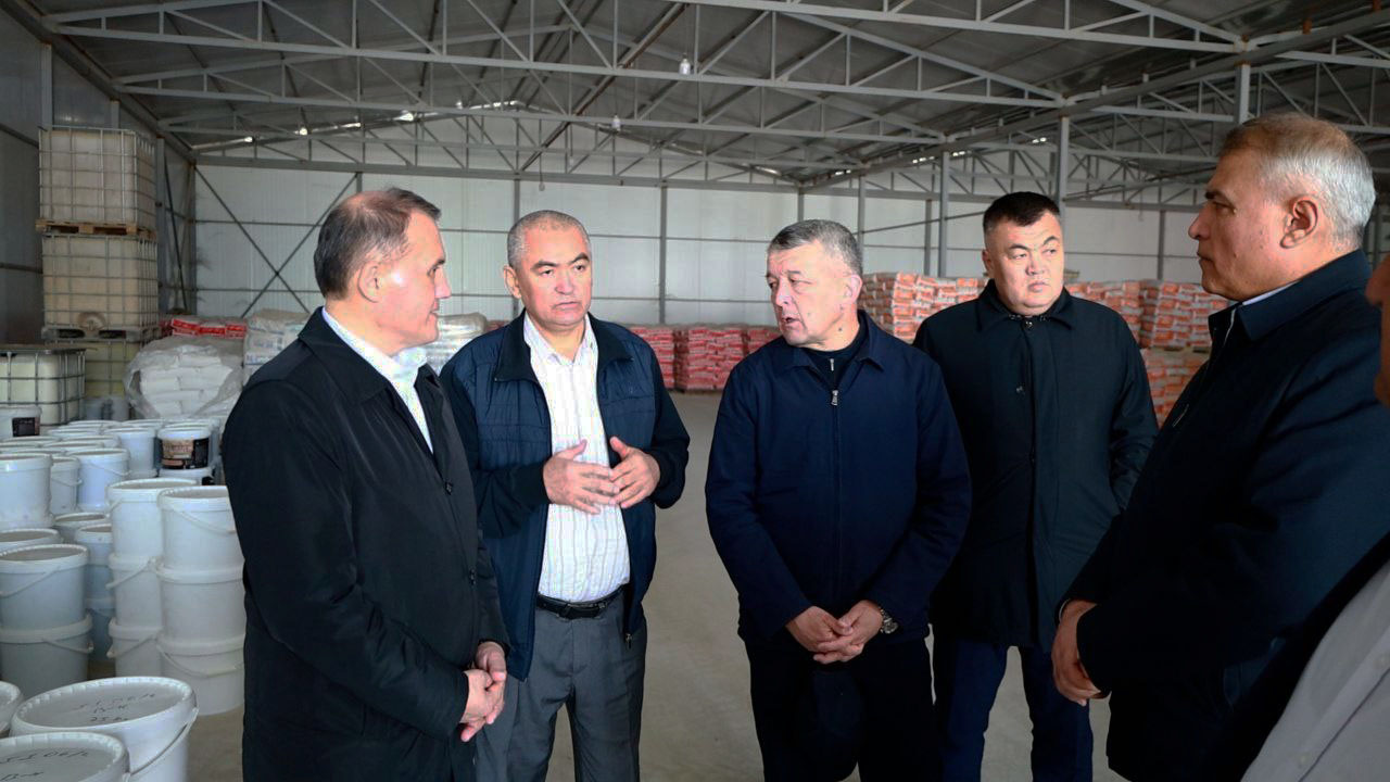 Termizlik tadbirkorning transport va temiryo‘l bilan bog‘liq muammosi nazoratga olindi