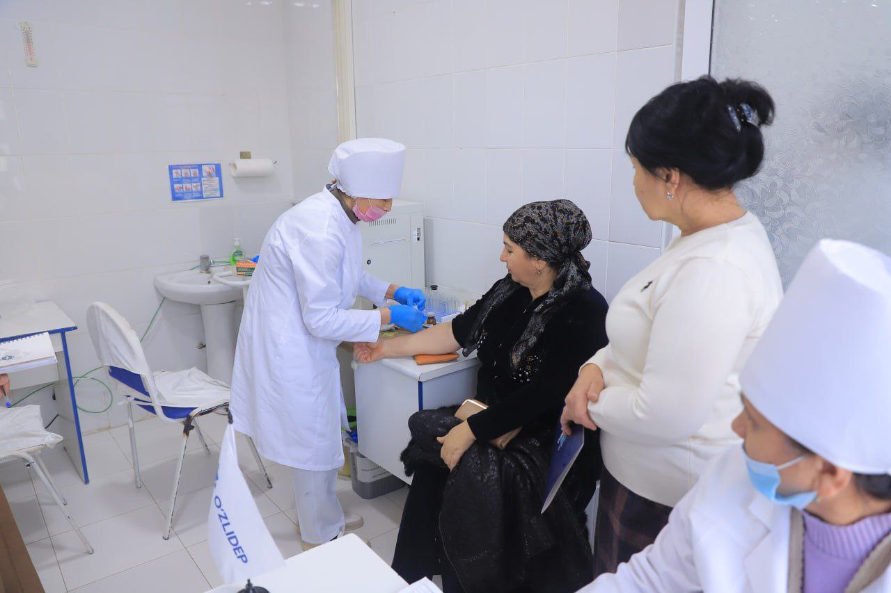 O‘zLiDeP Urganch shahridagi 11 ta mahallada bepul tibbiy ko‘rik o‘tkazdi