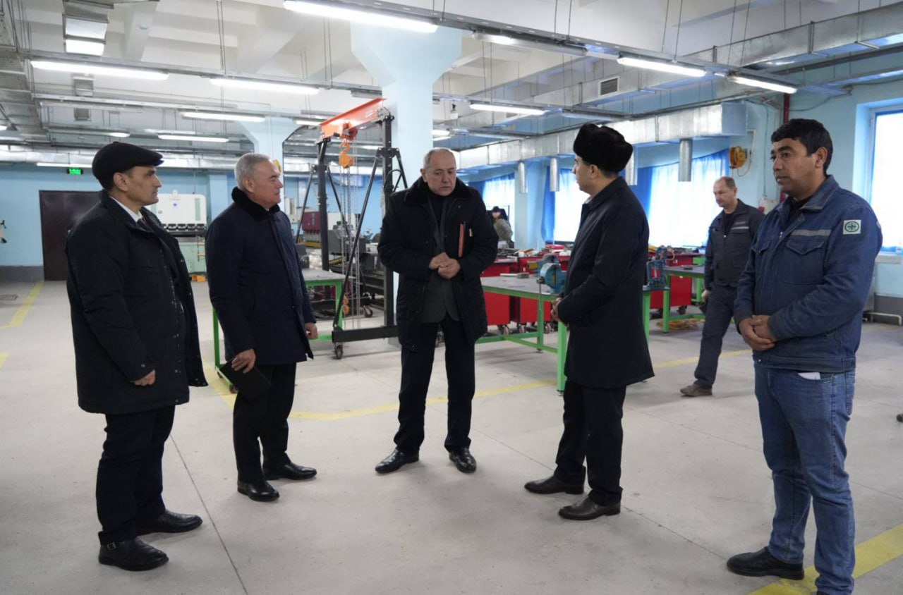 Yoshlarni kasb-hunarga yo‘naltirish va ta’limda innovasion yondashuvlarni joriy etish O‘zLiDeP ishchi guruhining diqqat markazidagi masaladir