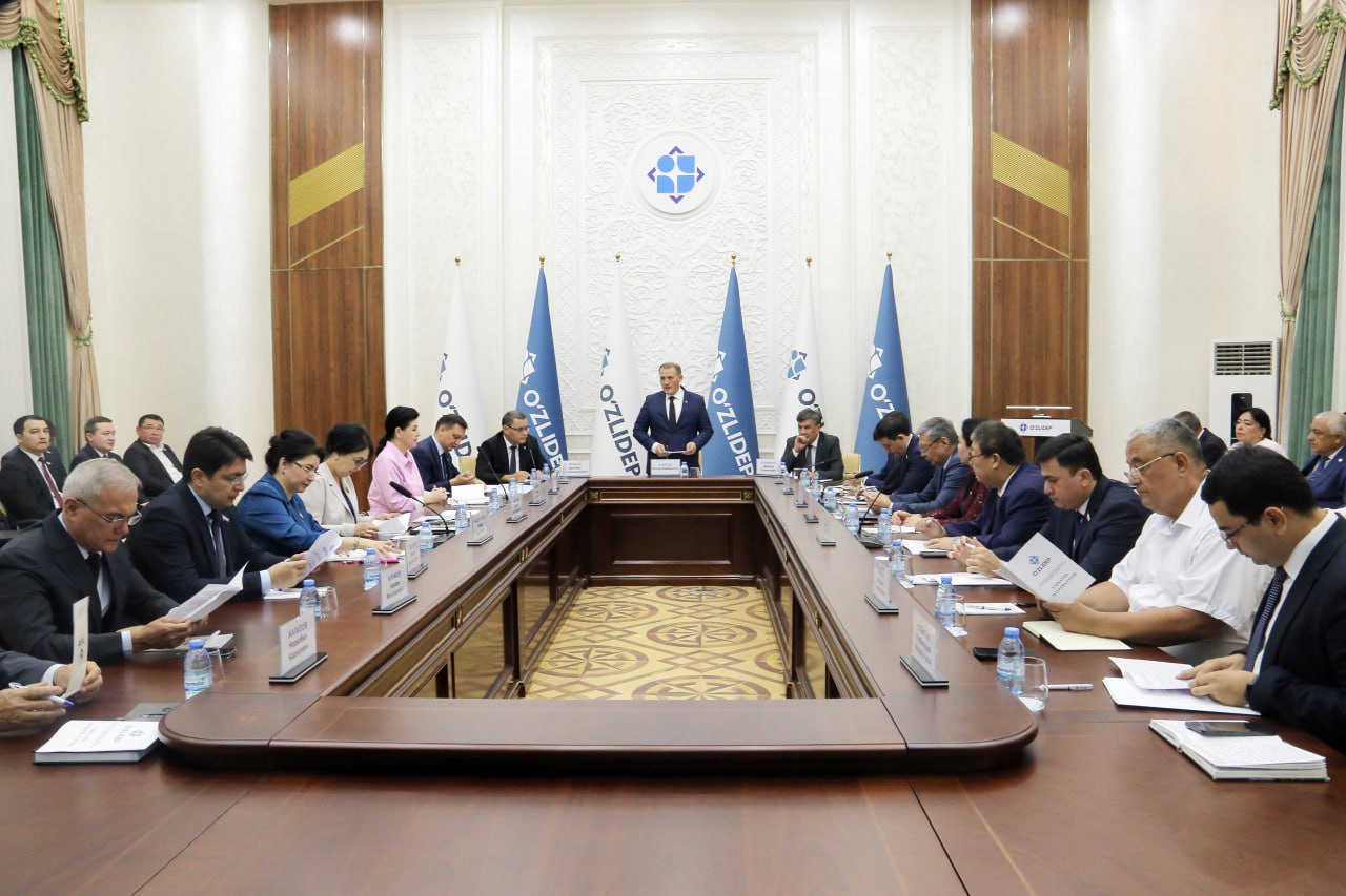 O‘zLiDeP saylovoldi dasturining yarim yillikdagi  ijrosi muhokama qilindi