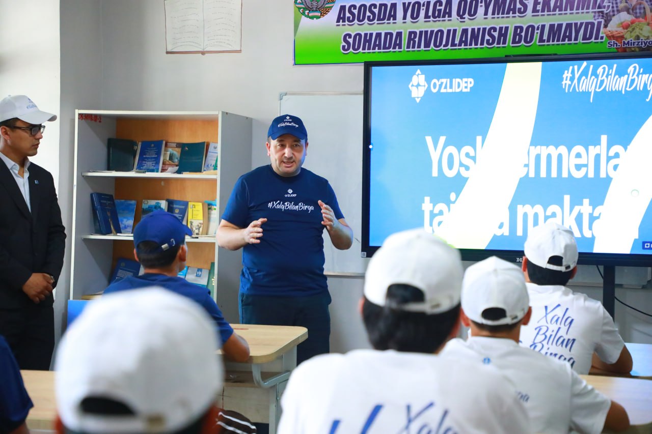 Shahrixonda “Yosh fermerlar maktabi” tashkil qilindi