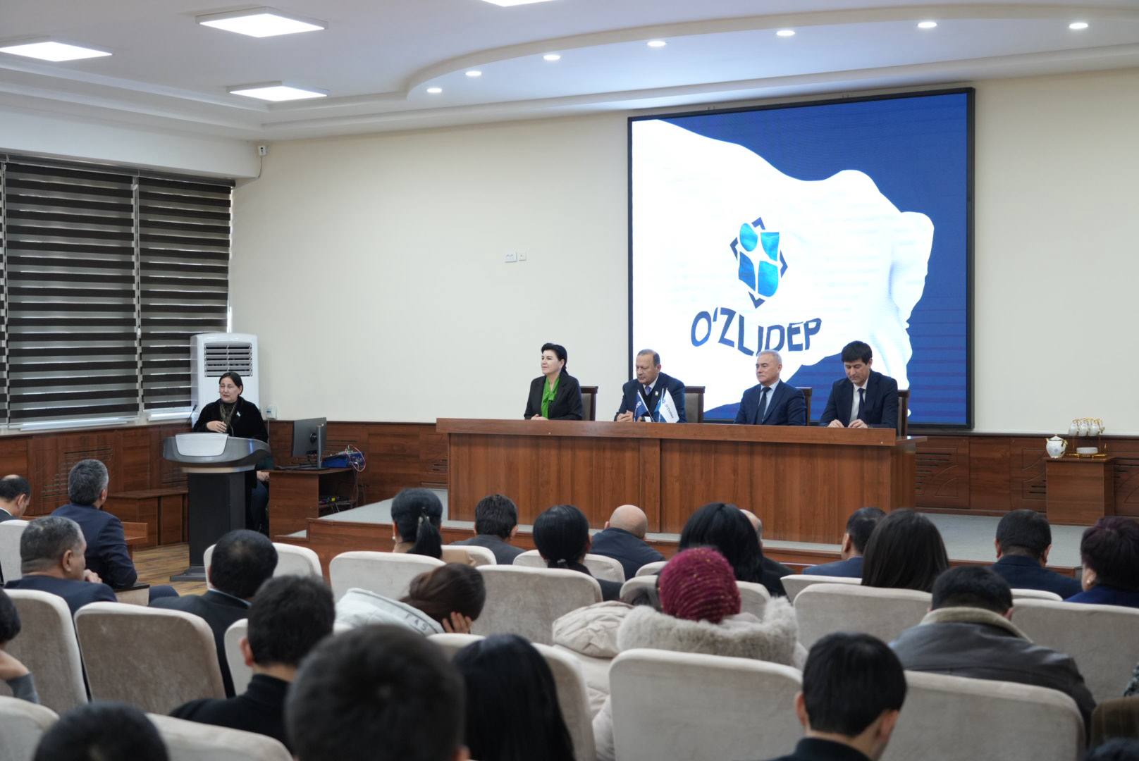 O'zLiDeP ishchi guruhi: Qashqadaryoda Davlat dasturi loyihasi bo‘yicha takliflar bildirildi