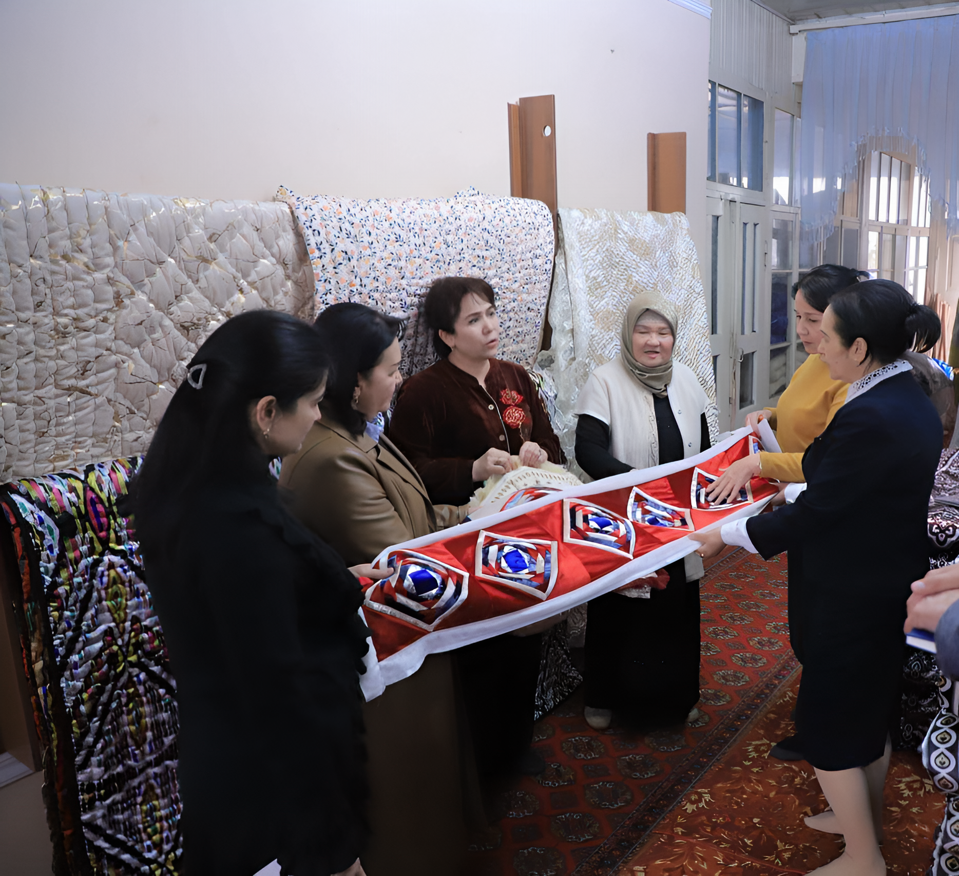 Urganchda mahallaning eng faol ishbilarmon ayollari saralandi