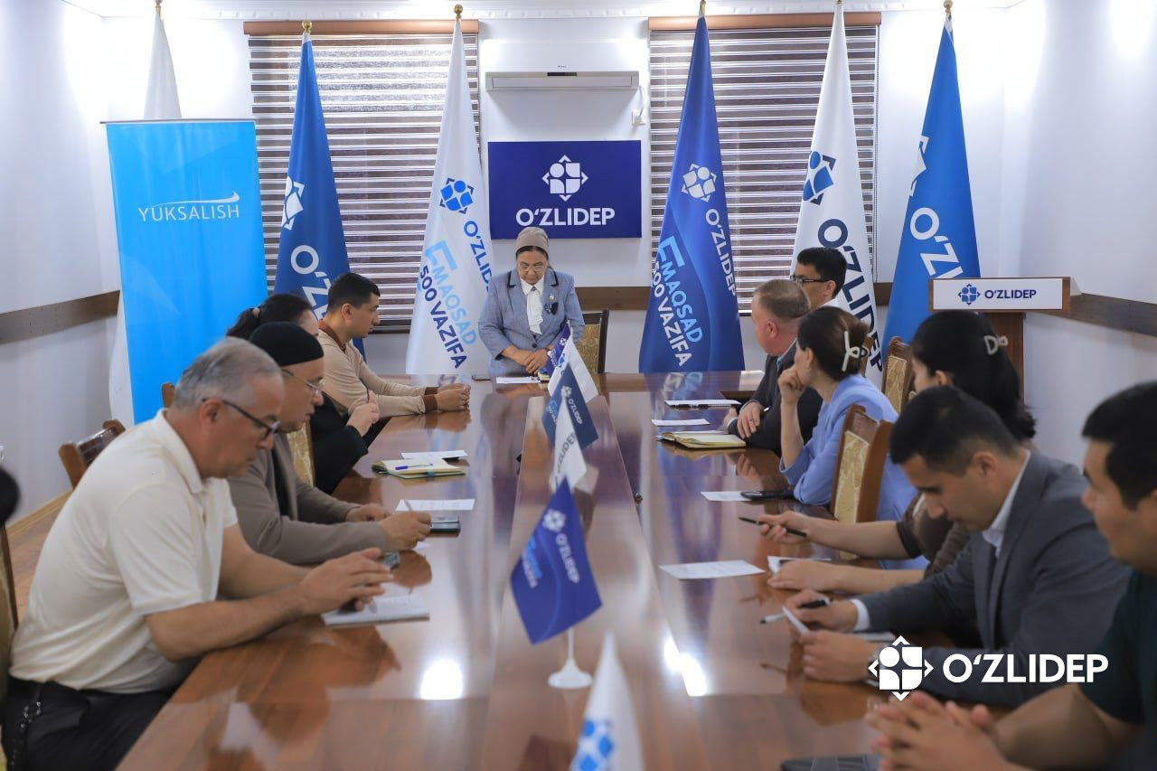 Xorazmlik deputatlar chiqindilarni boshqarish sohasiga raqamli va “aqlli” tizimlarni joriy etishni taklif qilishdi