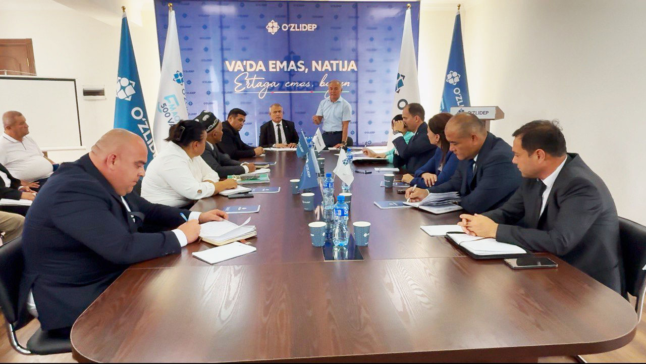 Nuroniylar ayrim mansabdorlarning qarorlaridan norozi bo‘lishmoqda